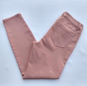 BuffaloDavidBitton*Aubrey*mid-rise